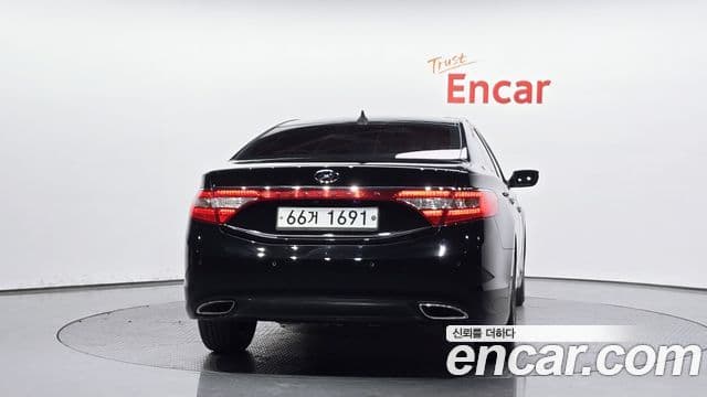 Hyundai Grandeur HG Luxury, 2011 4