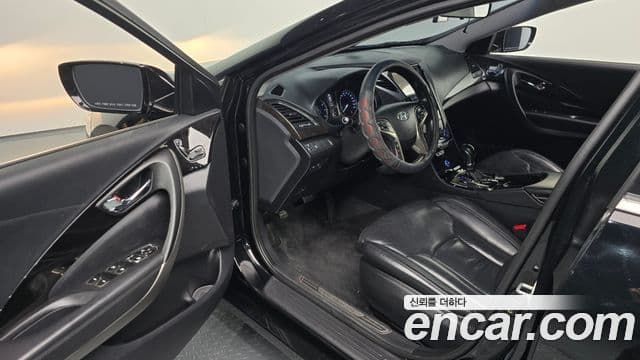 Hyundai Grandeur HG Luxury, 2011 11