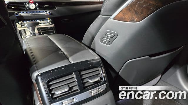 Genesis EQ900 Premium Luxury, 2016 18