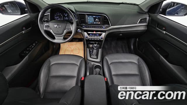 Hyundai Avante AD 1.6 GDI Smart, 2016 6