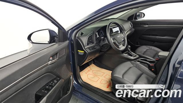 Hyundai Avante AD 1.6 GDI Smart, 2016 8