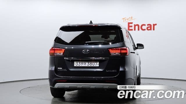Kia All New Carnival Prestige, 2018 4