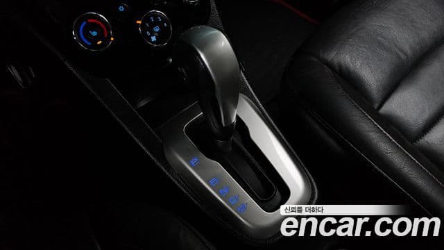 Chevrolet(GM대우) 아베오 хэтчбек 1.4 турбо RS, 2014 9