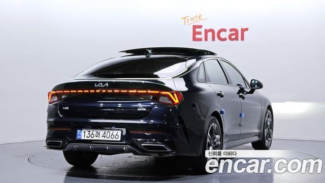 Kia K5 гибрид 3세대 Signature, 2023 2