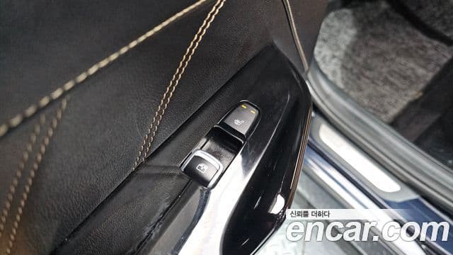 Kia K5 гибрид 3세대 Signature, 2023 17