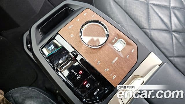 BMW iX xDrive50 Sport Plus, 2022 9