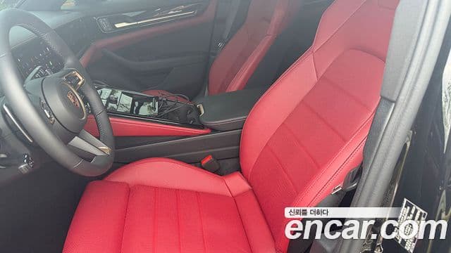 Porsche Panamera (976), 2025 12