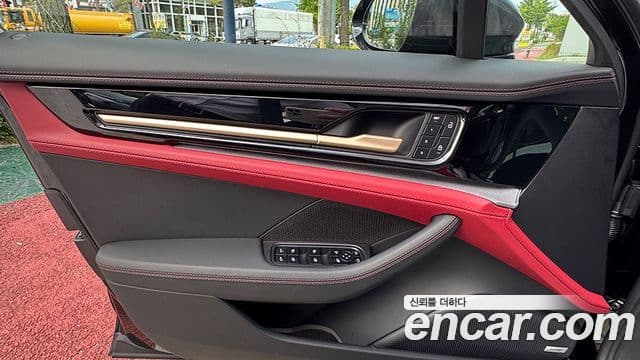 Porsche Panamera (976), 2025 15