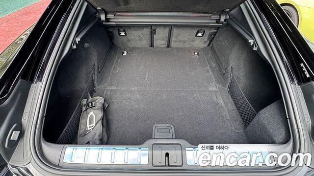 Porsche Panamera (976), 2025 17