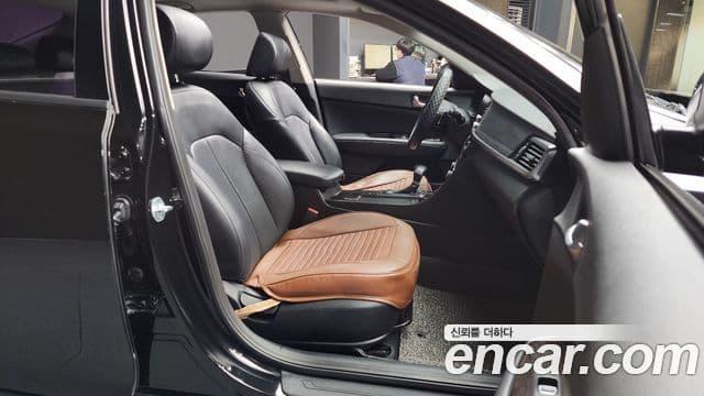 Kia K5 2세대 Prestige, 2016 11
