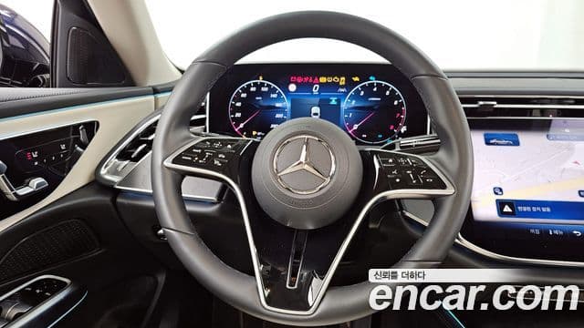 Mercedes-Benz E-класс W214 Avantgarde, 2024 13