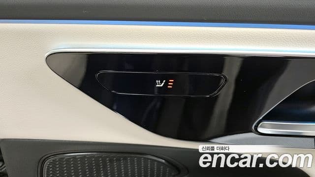 Mercedes-Benz E-класс W214 Avantgarde, 2024 19