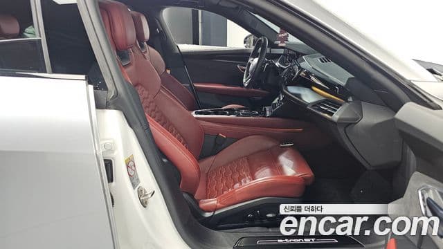 Audi e-Tron GT Premium, 2022 11