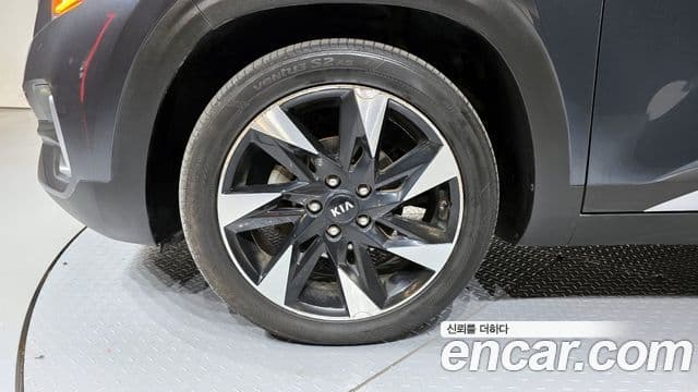 Kia Seltos Gravity, 2022 все фото