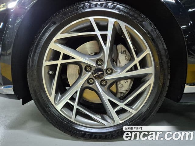 Genesis G90 (RS4) бензин 3.5 турбо AWD, 2022 20