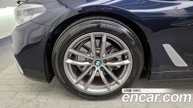 BMW 5시리즈 (G30) 520d M Sport Plus, 2019 все фото
