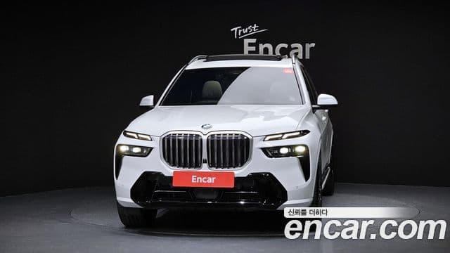 BMW X7 (G07) xDrive 40i M Sport 6인승, 2024 3