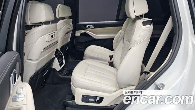 BMW X7 (G07) xDrive 40i M Sport 6인승, 2024 12