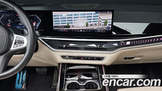 BMW X7 (G07) xDrive 40i M Sport 6인승, 2024 15