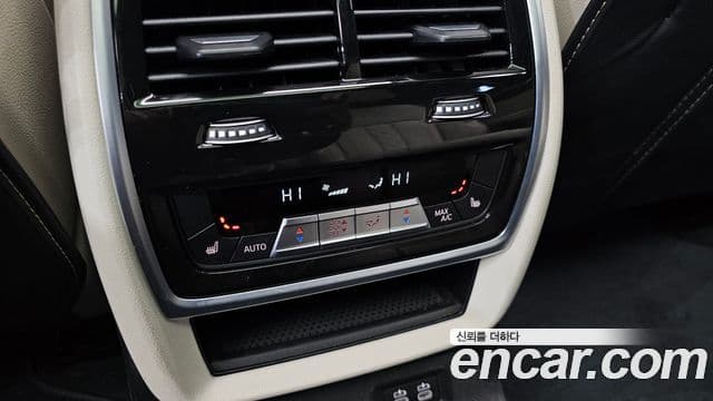 BMW X7 (G07) xDrive 40i M Sport 6인승, 2024 16
