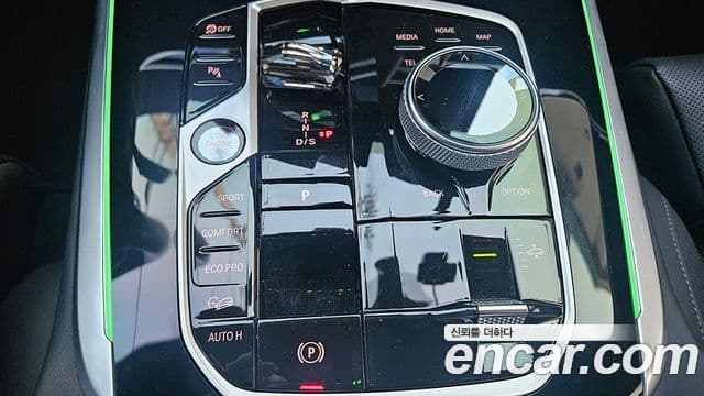 BMW X7 (G07) xDrive 40d M Sport 6인승, 2024 7