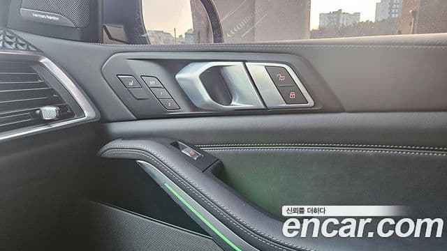 BMW X7 (G07) xDrive 40d M Sport 6인승, 2024 17