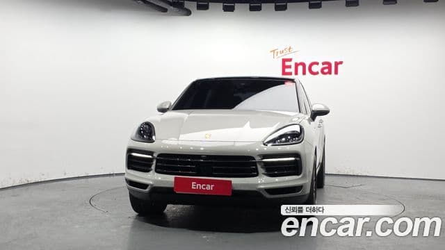Porsche Cayenne (PO536) 3.0 купе, 2022 3
