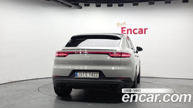 Porsche Cayenne (PO536) 3.0 купе, 2022 4
