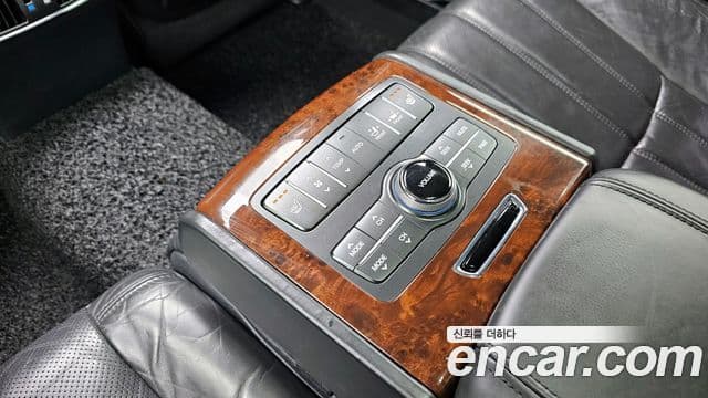 Hyundai Equus(новый кузов / новое поколение) Luxury, 2010 19