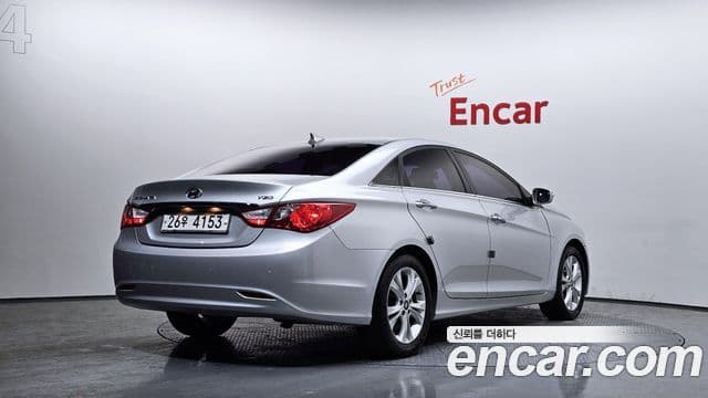 Hyundai YF Sonata Premier, 2011 2