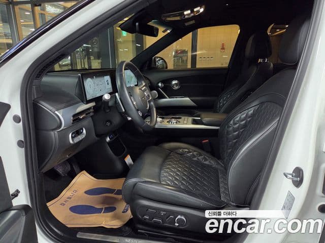 Genesis GV60 Standard, 2023 8