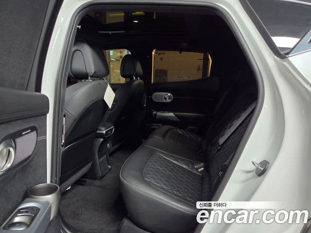 Genesis GV60 Standard, 2023 9