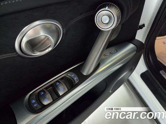 Genesis GV60 Standard, 2023 10