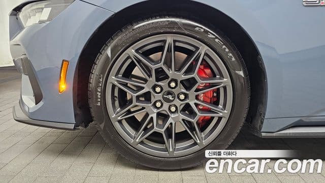Ford Mustang 7세대 5.0 GT Premium кабриолет, 2024 все фото