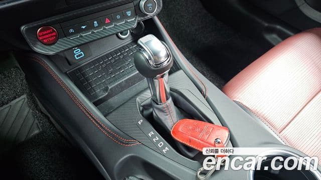 Ford Mustang 7세대 5.0 GT Premium кабриолет, 2024 9