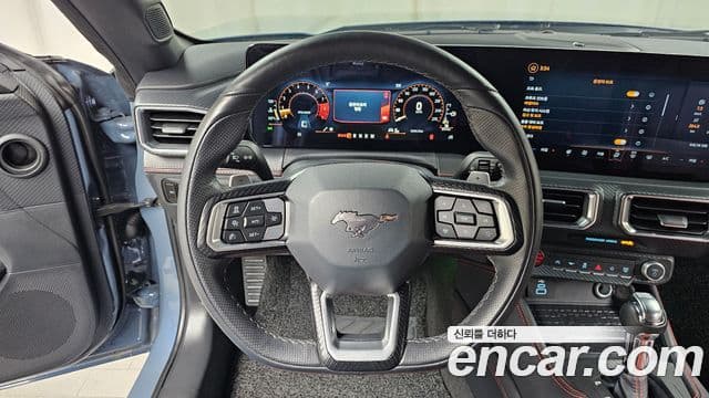 Ford Mustang 7세대 5.0 GT Premium кабриолет, 2024 13