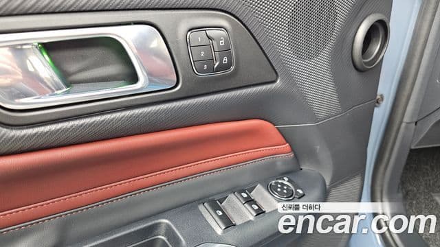 Ford Mustang 7세대 5.0 GT Premium кабриолет, 2024 14