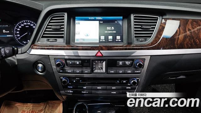 Hyundai Genesis DH Modern, 2015 16