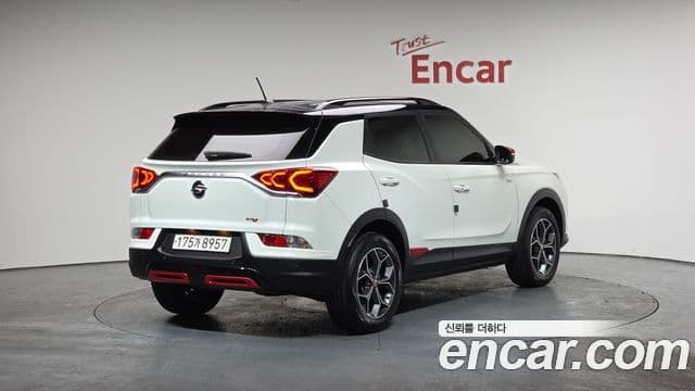 KG모빌리티(SsangYong) Beautiful Korando бензин 1.5 2WD R-Plus, 2022 2