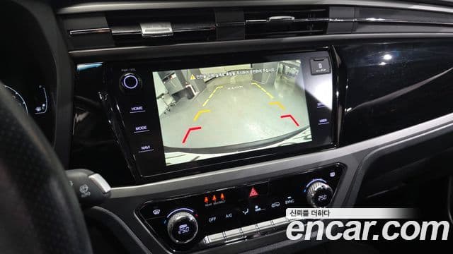 KG모빌리티(SsangYong) Beautiful Korando бензин 1.5 2WD R-Plus, 2022 16