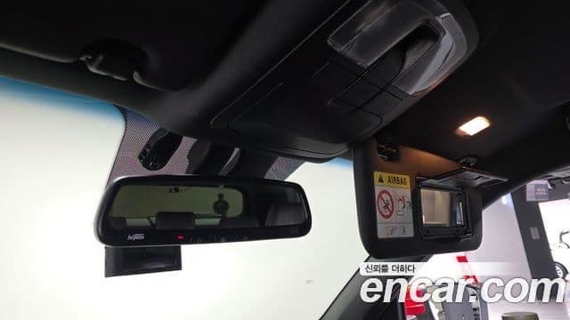 KG모빌리티(SsangYong) Beautiful Korando бензин 1.5 2WD R-Plus, 2022 18