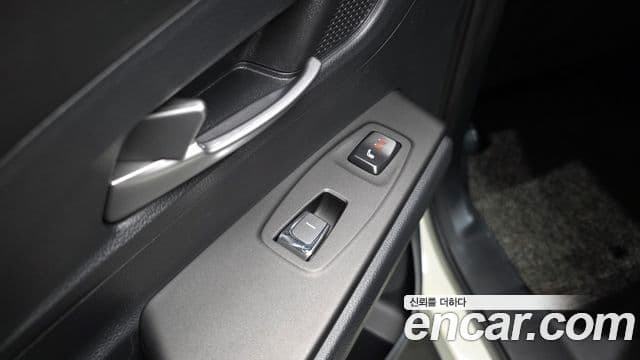 KG모빌리티(SsangYong) Beautiful Korando бензин 1.5 2WD R-Plus, 2022 19