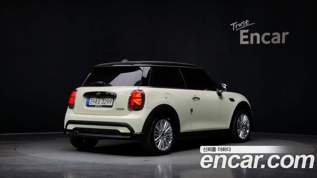 Mini Cooper 3세대, 2022 2