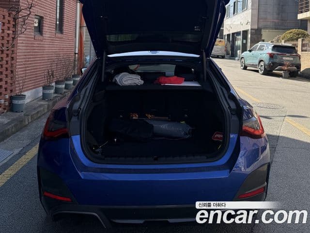 BMW i4 eDrive40 M Sport Pro, 2024 9