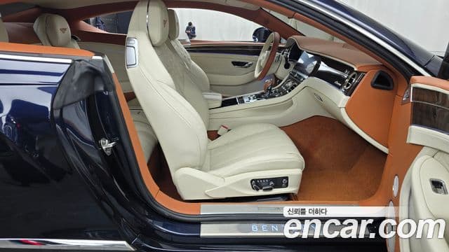 Bentley Continental GT 3세대 4.0 GT Azure, 2023 11