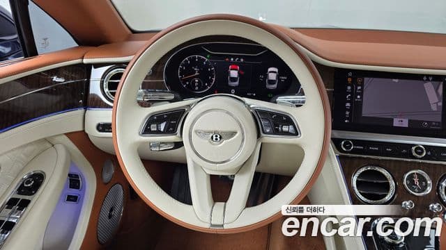 Bentley Continental GT 3세대 4.0 GT Azure, 2023 13