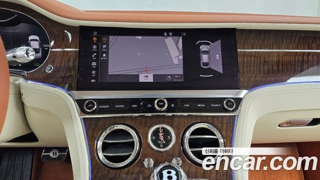 Bentley Continental GT 3세대 4.0 GT Azure, 2023 14