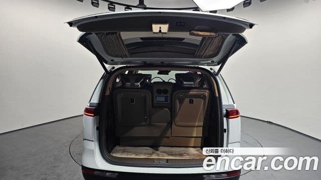 Kia Carnival 4세대 9인승 High Limousine(компания по спецнадстройкам), 2022 20