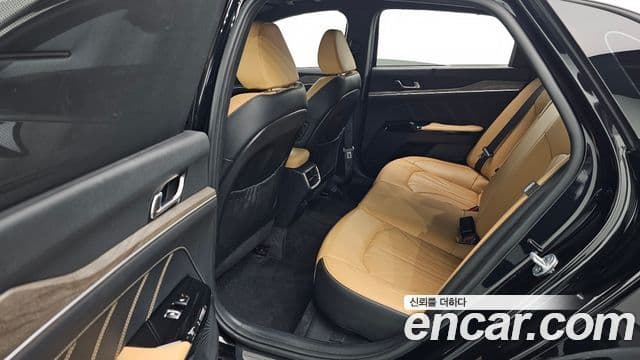 Kia K5 3세대 Signature, 2021 12