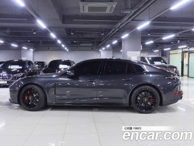 Porsche Panamera (976) 4.0 GTS, 2025 3